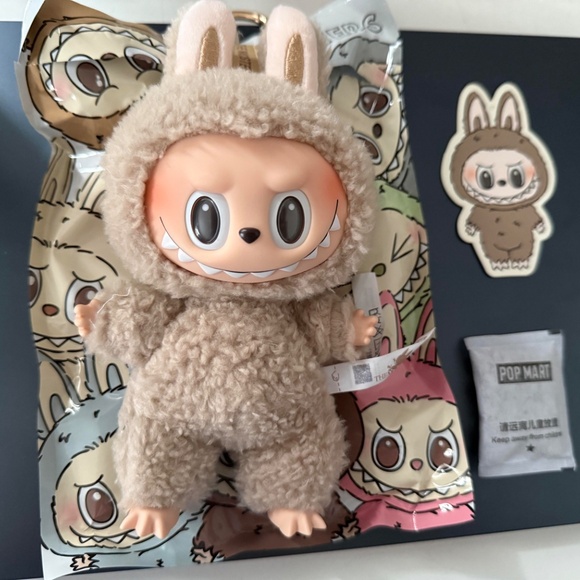 POP MART - The Monsters Exciting Macaron - Toffee - OPEN BOX - Picture 2 of 5